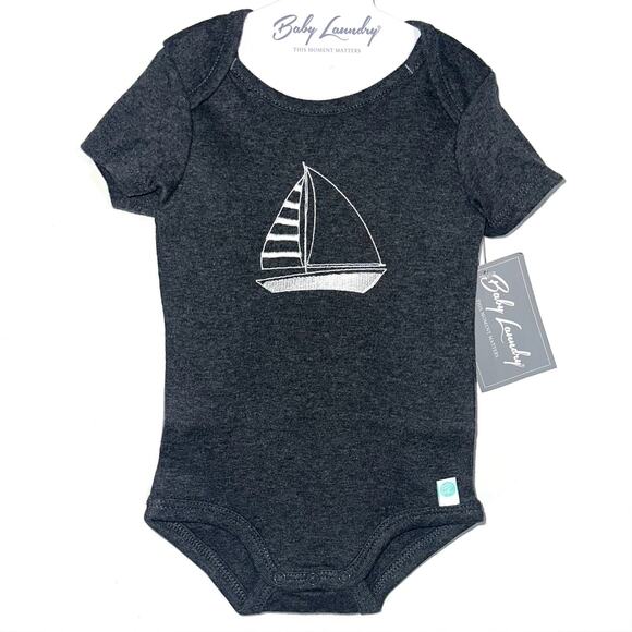 NWT Baby Laundry Grey Sailboat Baby Bodysuit Size 3-6M - Picture 1 of 8
